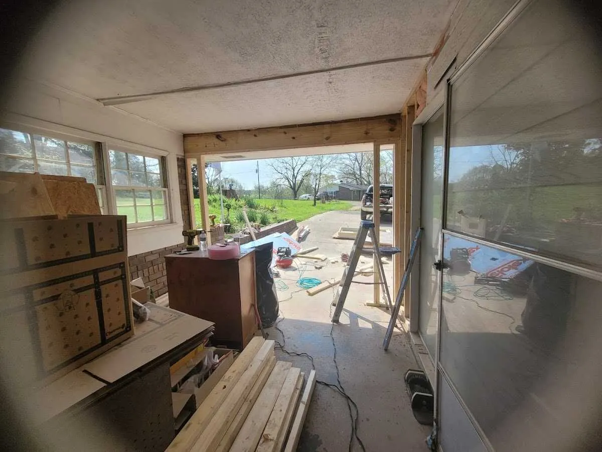 Air movers and dehumidifier for Drying & Dehumidification in Lauderdale Lakes